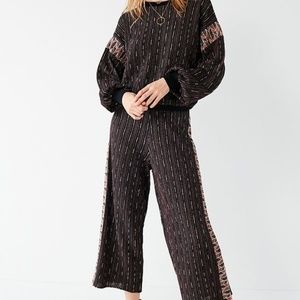 UO Lurex Side Striped Set (Size M)